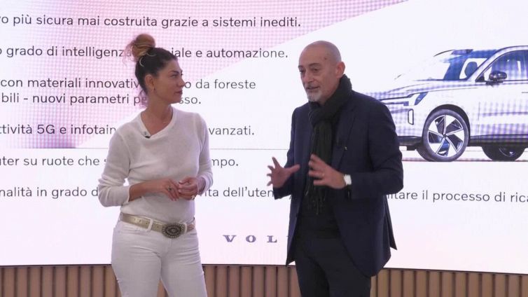 La nuova era tecnologica Volvo parte da un Suv a 7 posti: EX90