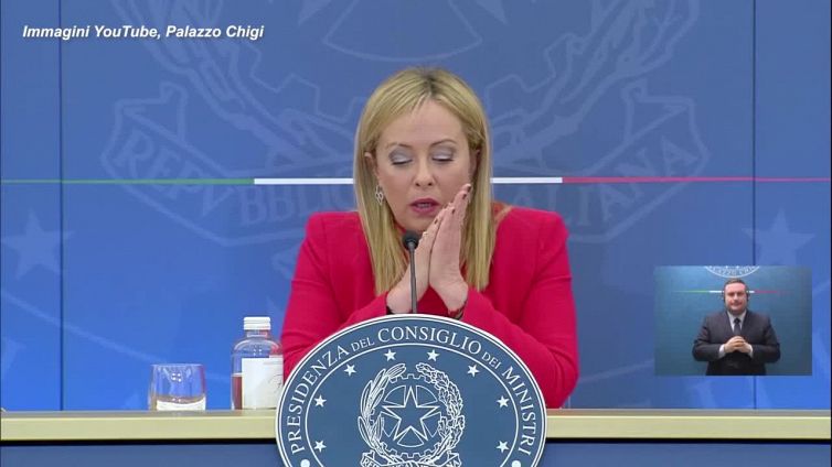 Reddito di cittadinanza, Meloni: "Per chi puo' lavorare abolito alla fine del 2023"