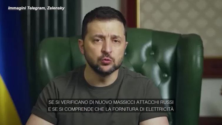 Zelensky: "Piano per fronteggiare i blackout di elettricita'"