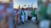 Qatar 2022, tifosi sauditi ballano dopo la vittoria contro l'Argentina