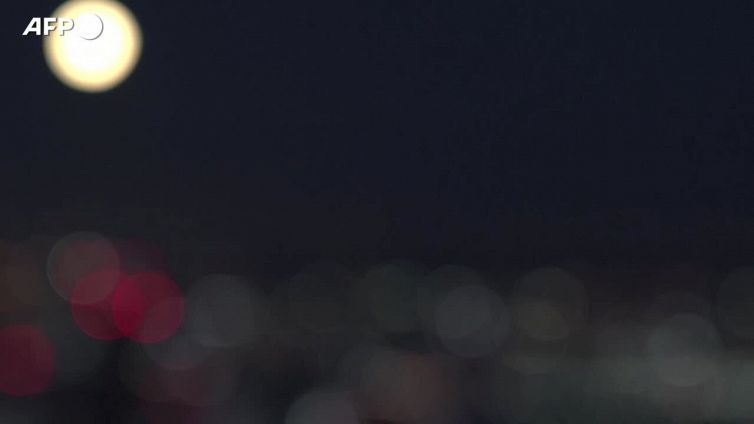 Italiani in orbita lunare, AstroLuca o AstroSam