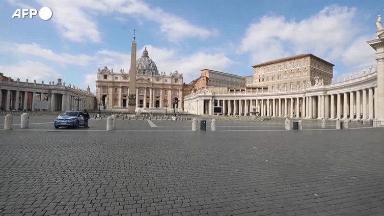 Il Papa rilancia la mediazione vaticana, il Cremlino apre