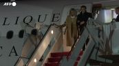 Macron arriva negli Stati Uniti per una visita di Stato alla Casa Bianca