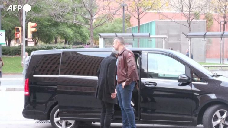 Spagna, Shakira e Pique' in tribunale: trovata l'intesa sulla custodia dei figli