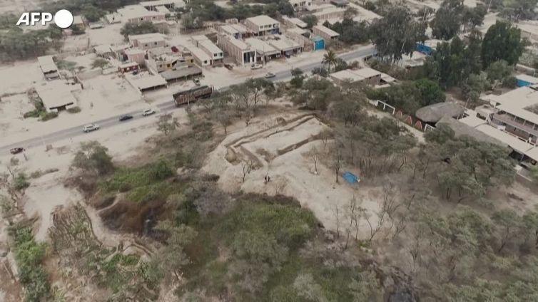 Peru', riscoperto un affresco di 30 metri perduto un secolo fa