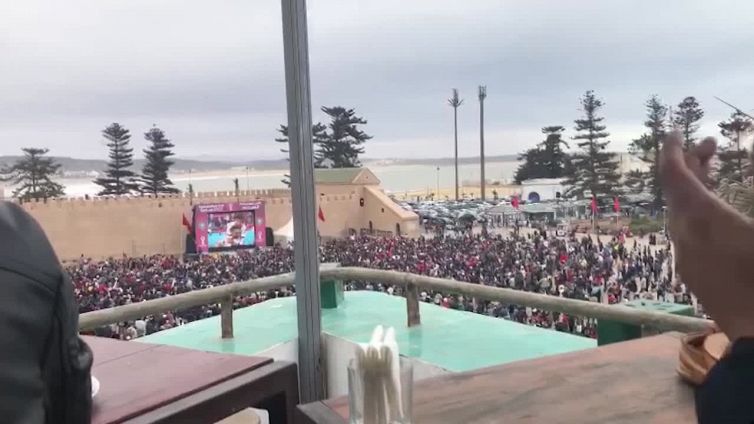 Qatar 2022, i tifosi del Marocco esultano per i gol contro il Canada