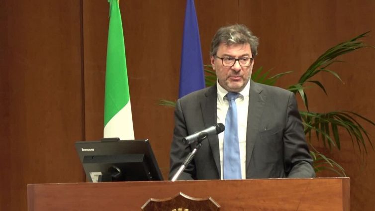 Pnrr, Giorgetti: "Centreremo gli obiettivi secondo semestre entro fine anno"