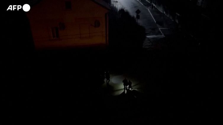 Ucraina, la citta' di Leopoli piomba nel buio dopo gli attacchi russi