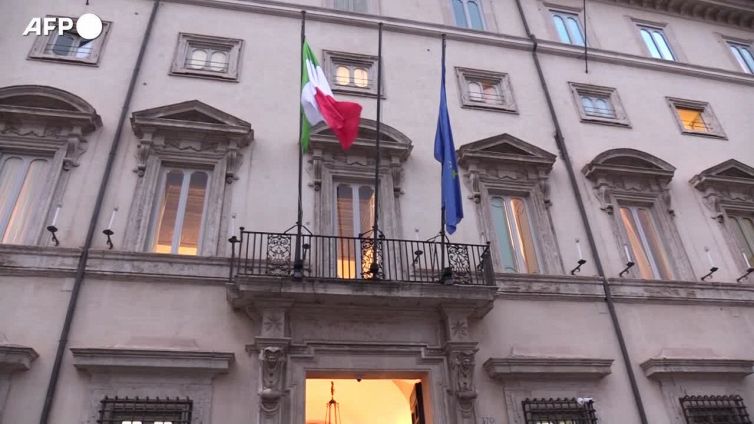 Meloni difende la manovra: "Nessun lassismo sull'evasione"