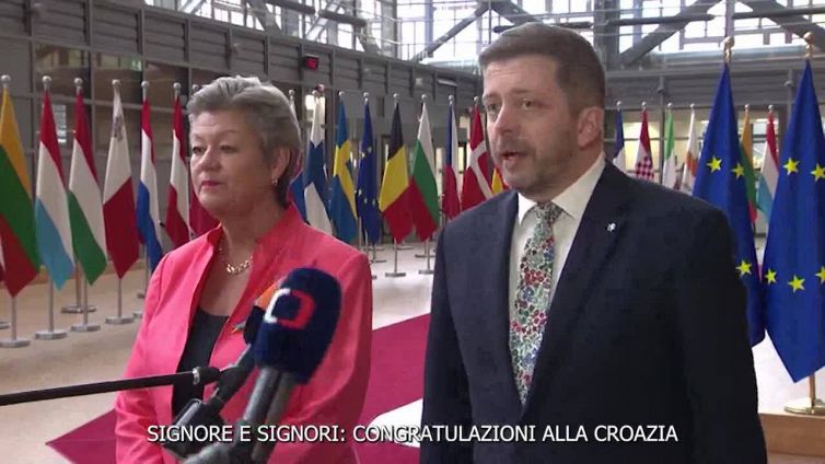 Ue, Croazia ammessa nello spazio Schengen