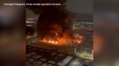 Russia, maxi incendio in un grande centro commerciale: un morto
