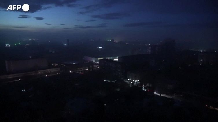 Ucraina, Odessa al buio dopo gli attacchi dei droni russi