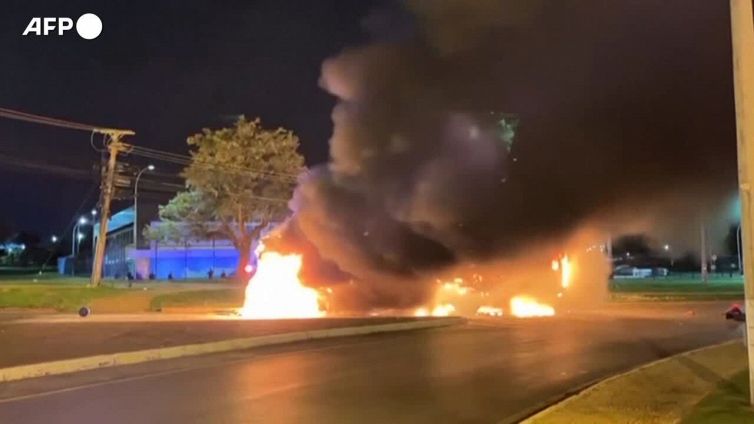 Brasile, indigeno anti-Lula arrestato: disordini a Brasilia