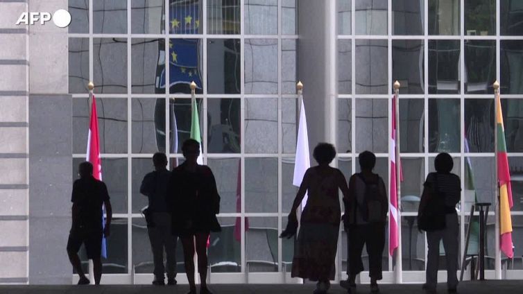 La pista dei pm, "parlamentari Ue a libro paga del Qatar"