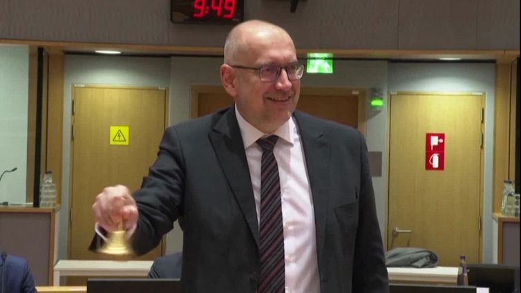 Storica intesa in Ue sulle emissioni, chi inquina paga