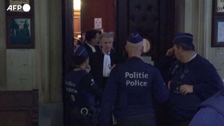 Qatargate, avvocato Kaili: "Abbiamo chiesto il braccialetto elettronico"