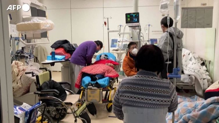 Covid, ospedali di Pechino saturi di pazienti