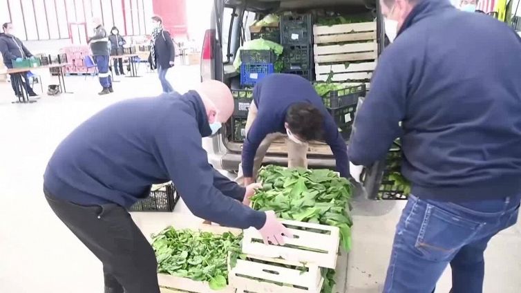 Natale, consumi cibo tengono ma sotto il pre Covid