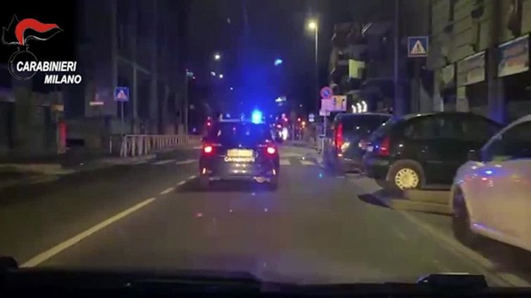 Incendio di una pasticceria a Milano: arrestati cinque giovani