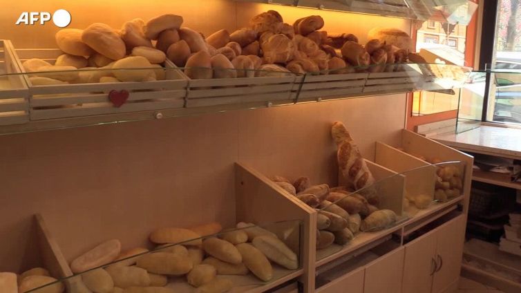 L'inflazione morde, piu' 100 euro nel 2022 per pane e pasta