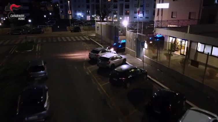 Occupazione abusiva di immobili a Ostia, misura cautelare per una coppia