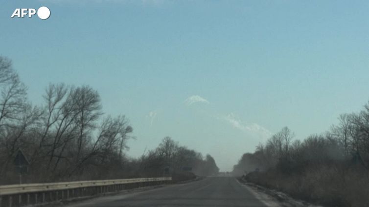 Ucraina, lanciarazzi in azione nella regione di Donetsk