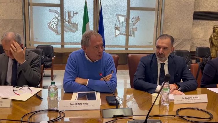 Benzina, Urso incontra le associazioni dei consumatori
