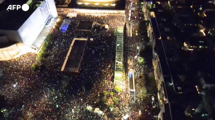 Oltre 100mila persone nelle piazze contro le riforme di Netanyahu. Herzog: "Paese lacerato"