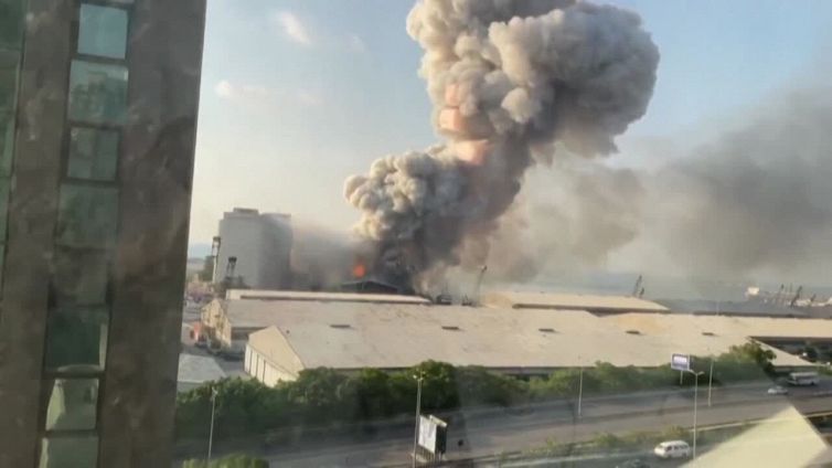 Riaperta l'inchiesta sull'esplosione al porto di Beirut