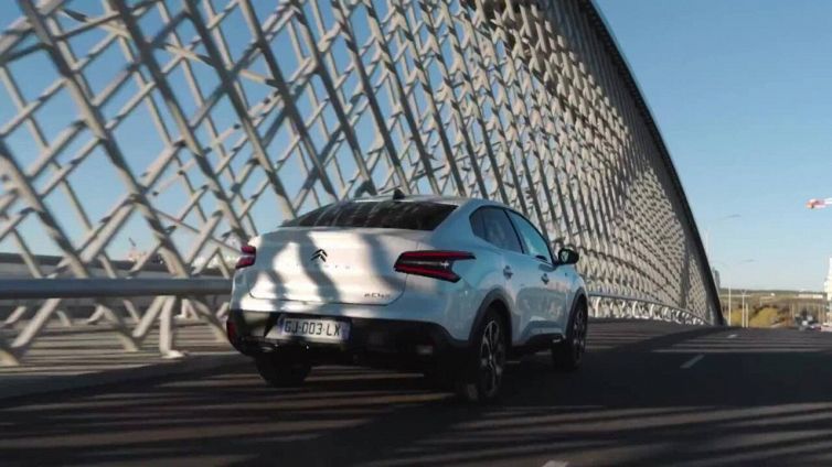 C4 X Elettrica e C4 X : nuova proposta nella gamma Citroën