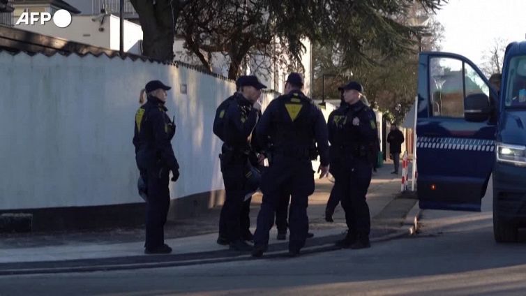 Rasmus Paludan brucia ancora il Corano: "Lo faro' ogni venerdi'"