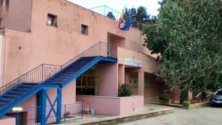 Palermo, riscaldamenti guasti in scuola "Emanuela Loi": alunna in ospedale per ipotermia