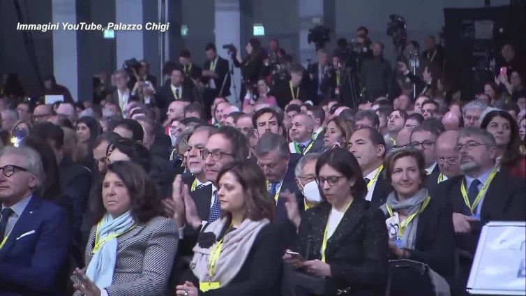 Meloni: "Non c'e' spazio per personalismi e beghe politiche"