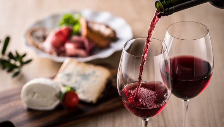 Non bevono alcol per un mese: ecco cosa succede al corpo
