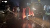 Terremoto in Turchia, le operazioni di soccorso durante la notte