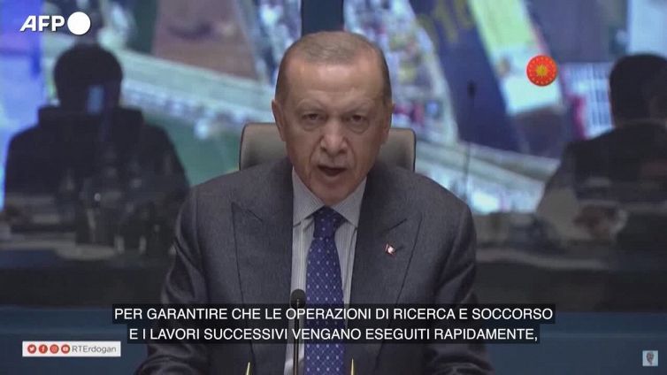 Terremoto in Turchia, Erdogan: "Stato di emergenza nelle zone colpite"