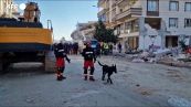 Terremoto in Turchia, militari spagnoli cercano sopravvissuti tra le macerie