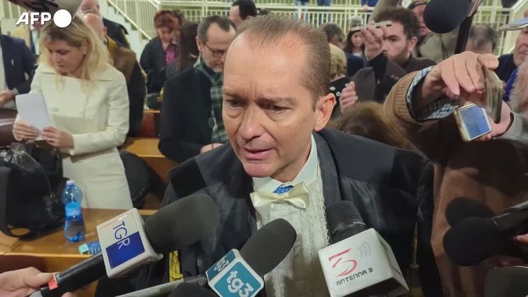 Berlusconi assolto al Ruby Ter, "il fatto non sussiste"