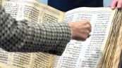 New York, la prima e piu' completa Bibbia ebraica all'asta da Sotheby's