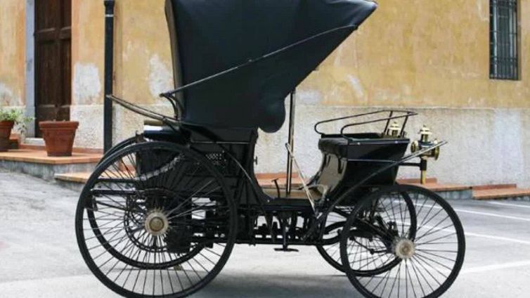 Peugeot compie 130 anni, fu la prima in Italia