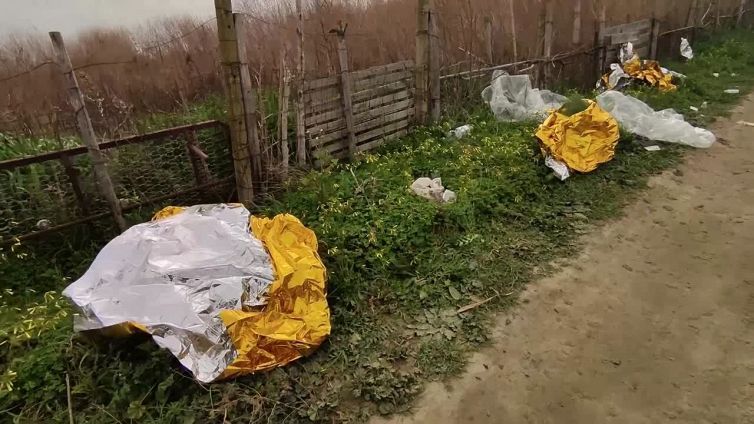 Migranti, naufragio nel Crotonese: oltre 40 le vittime finora accertate