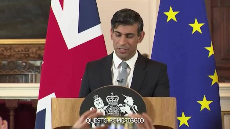 Irlanda del Nord, formalizzato l'accordo tra Gb e Ue: e' la Carta di Windsor