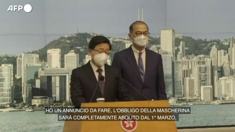 Covid, a Hong Kong stop all'obbligo delle mascherine dopo quasi 3 anni