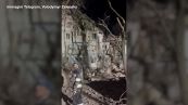 Ucraina, raid russo su Zaporizhzhia: missili colpiscono un edificio residenziale