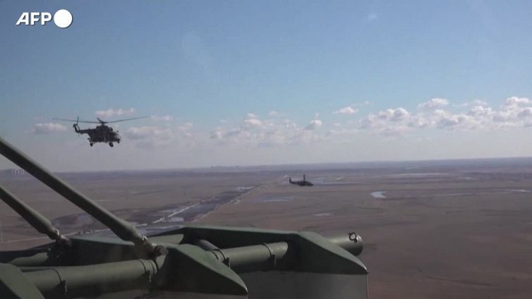 Ucraina, visita al fronte del ministro della Difesa russo