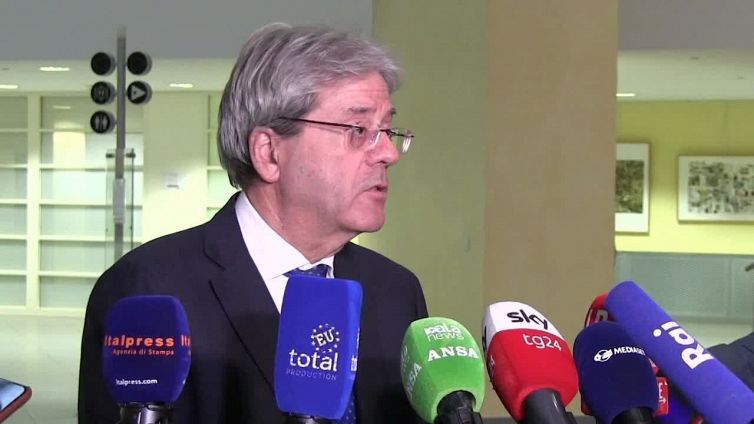 Inflazione, Gentiloni: "Previsione al 6% nel 2023, poi in discesa"