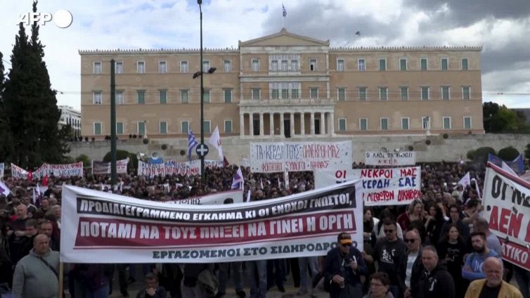 Atene, nuova manifestazione dopo l'incidente ferroviario