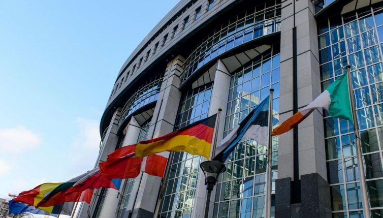 Cosa prevede la direttiva europea sulle case green in classe D dal 2030