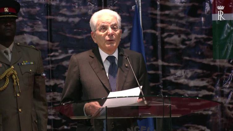 Clima, Mattarella: "Non si puo' fuggire dalla realta', non c'e' piu' tempo"
