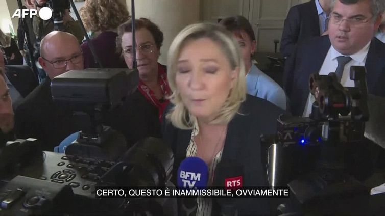 Francia, Le Pen: "L'art. 49.3 sul testo della riforma delle pensioni e' inammissibile"